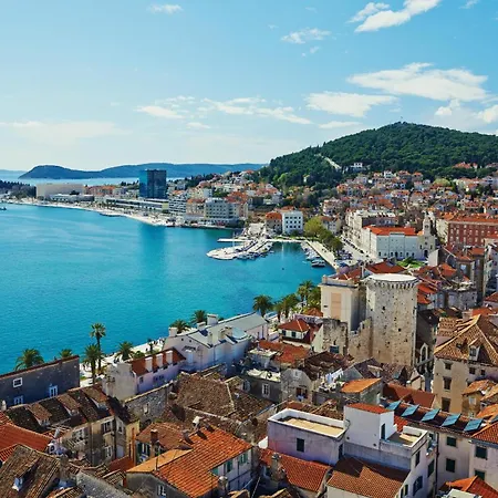 Blondie Апартаменты *